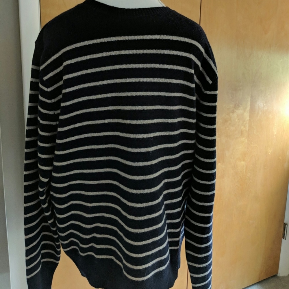 J Crew mens 100% wool sweater